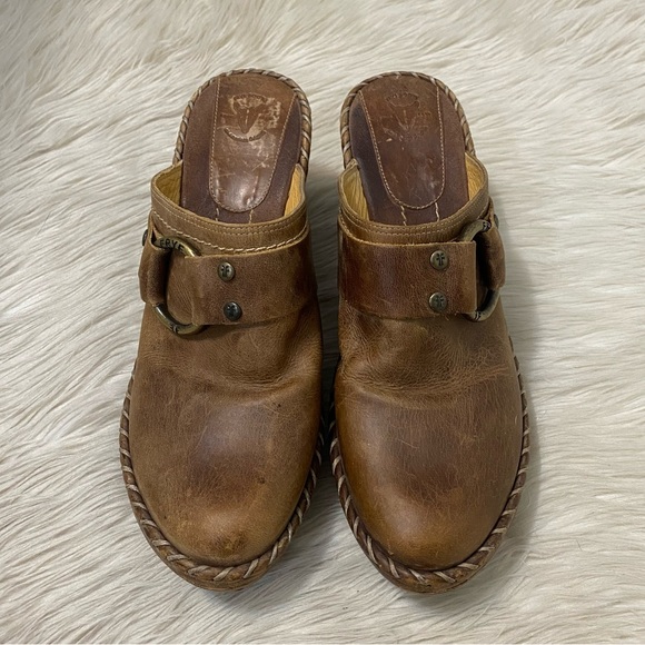 Frye Charlotte Ring Harness Brown Distressed Leather Clogs Slip On Mules Western - Picture 2 of 10
